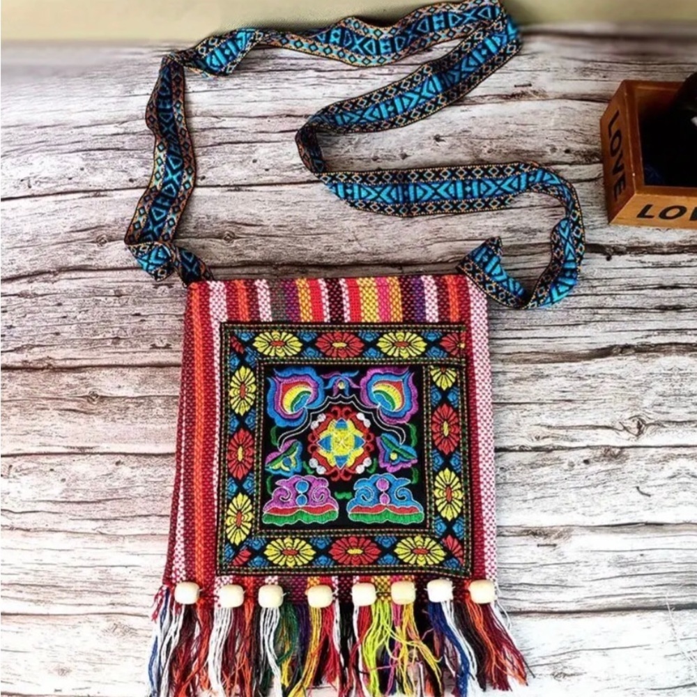Women’s Fashion Boho Hippie Fringe Embroidered Shoulder Crossbody Bag Purse